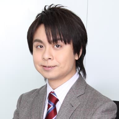 鏡リュウジ